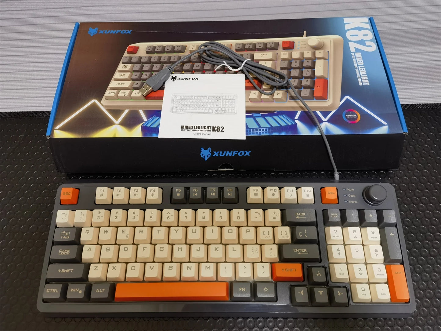 Keyboard 94 Keys 90% Layout Spanish Russian Korean Arabic Keyboard USB Wired RGB Light Volume Knob Ergonomics Gaming Office K82