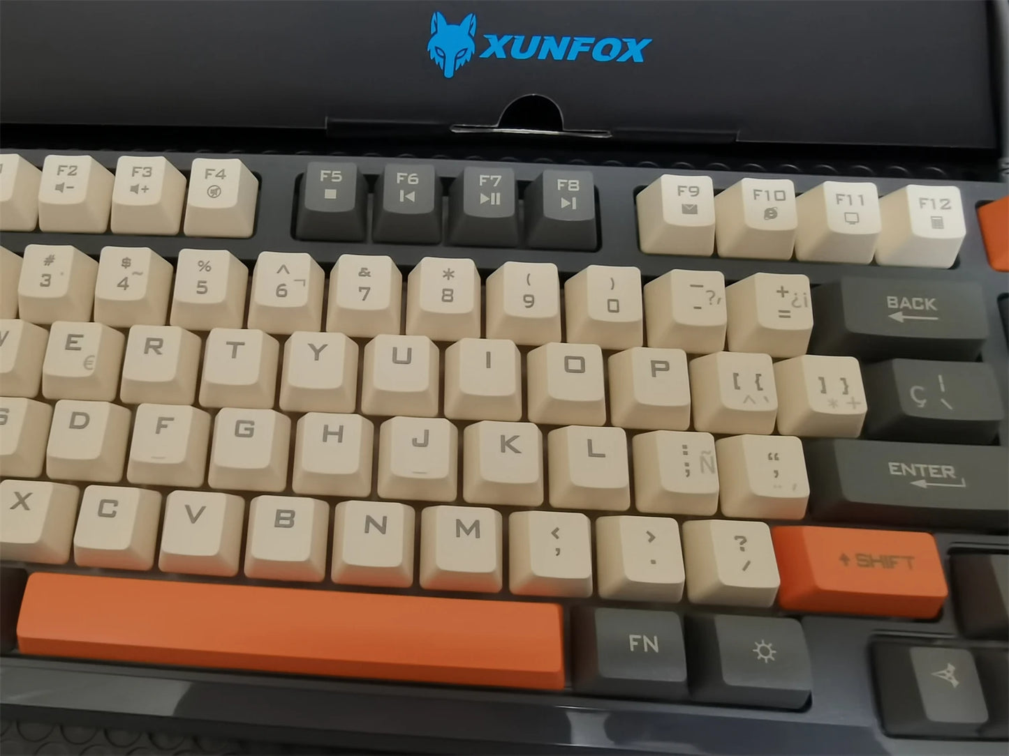 Keyboard 94 Keys 90% Layout Spanish Russian Korean Arabic Keyboard USB Wired RGB Light Volume Knob Ergonomics Gaming Office K82